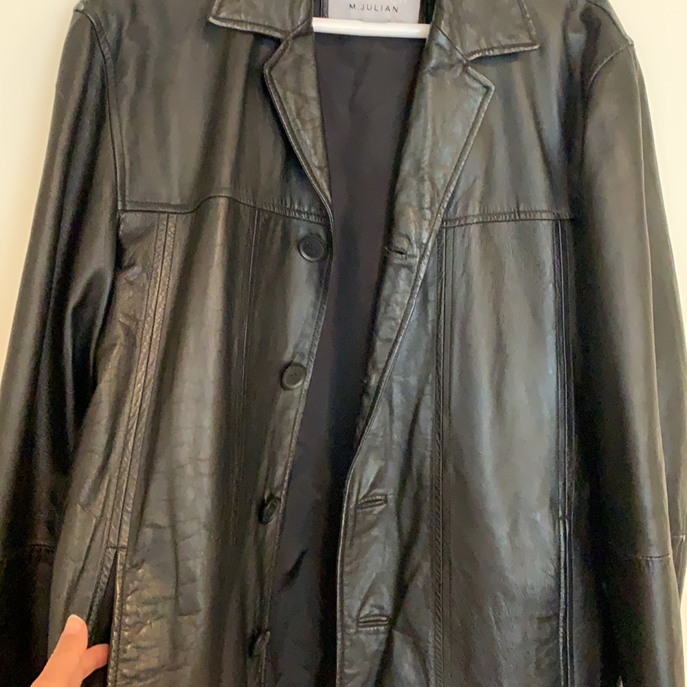 BLACK LEATHER JACKET - Picture 4 of 7